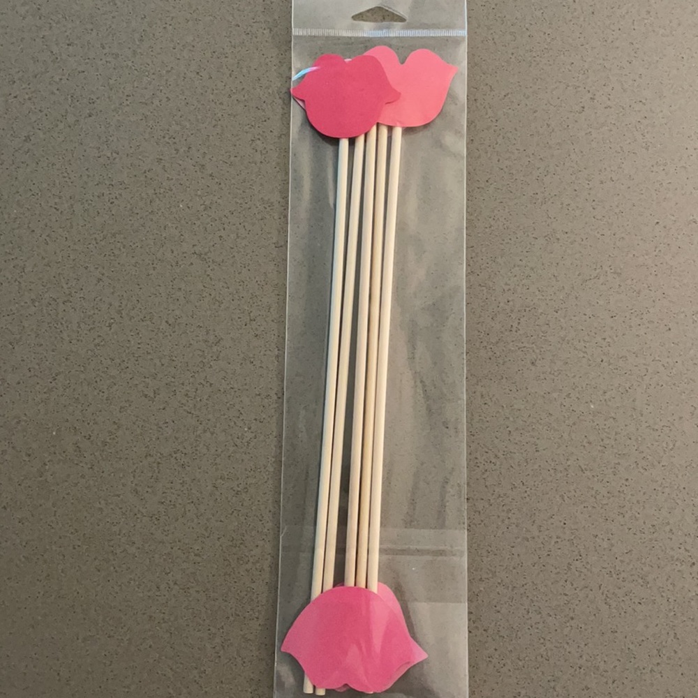 Photo Booth Props - Picture 5 of 16